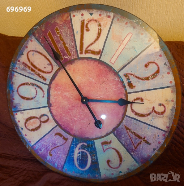 Голям стъклен  стенен часовник 57см., снимка 1