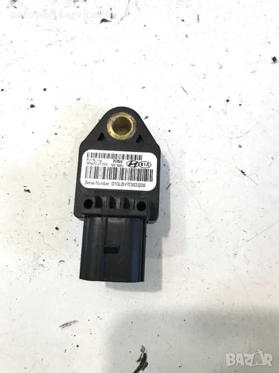 Сензор за удар за KIA Carnival (2008) 95920-2F500, снимка 1