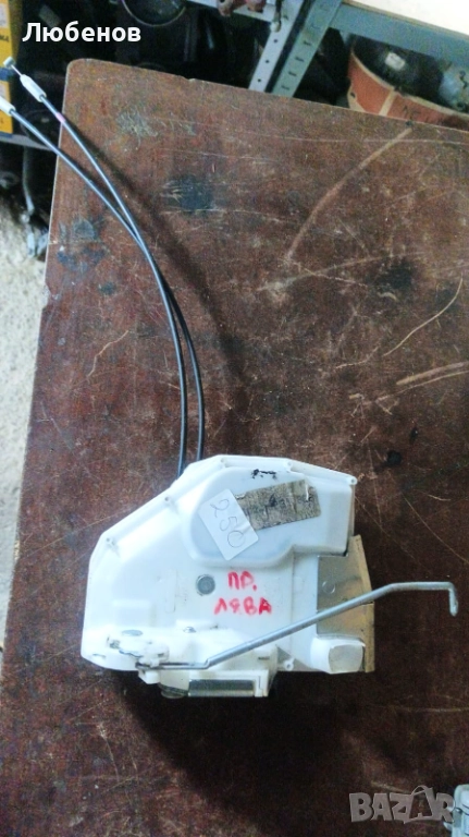 Suzuki Swift предна лява и дясна брава, снимка 1