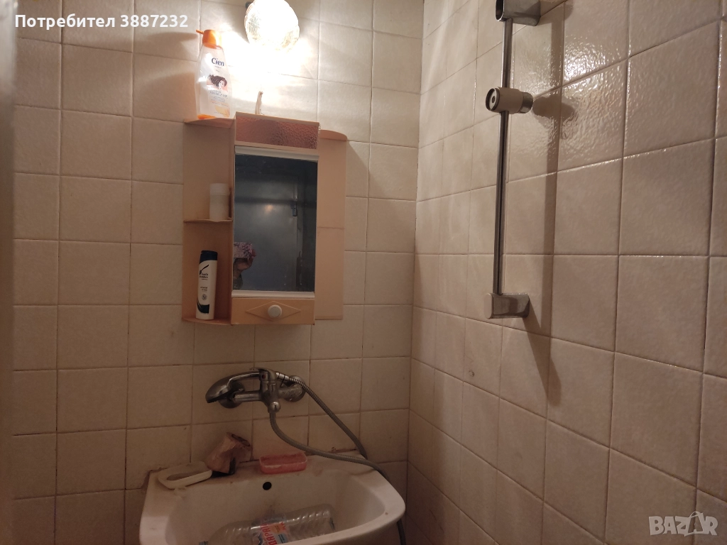 Продавам тухлен апартамент в идеален център, снимка 1