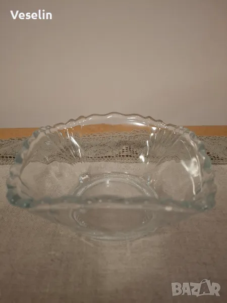 Стъклен съд за бонбони или ядки , снимка 1