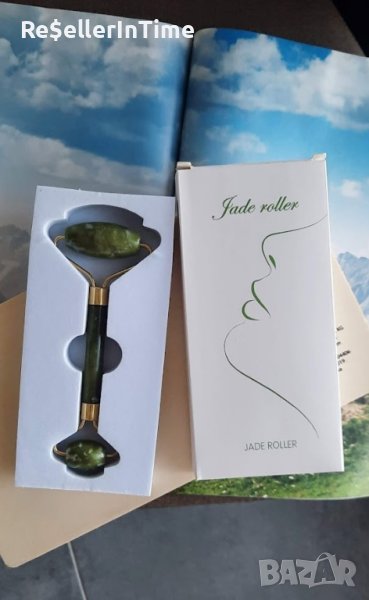 Последни бройки! Нефритен, масажен ролер за лице, двоен, с кутия, снимка 1