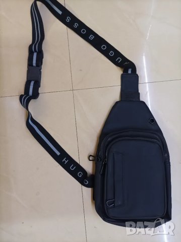 Hugo boss чанта 