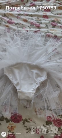  Рокля H&M с крилца за фотосесия или парти, снимка 3 - Детски рокли и поли - 36709299