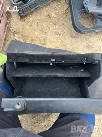 Жабка Мерцедес Ц-класа w203 , снимка 3 - Части - 52957091