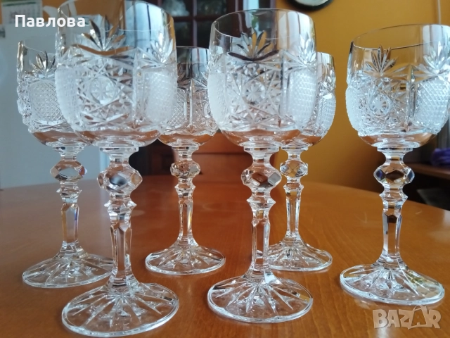 Кристален сервиз за вино