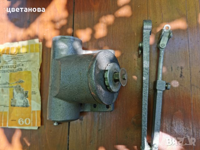 МЕХАНИЗЪМ ЗА ВРАТА