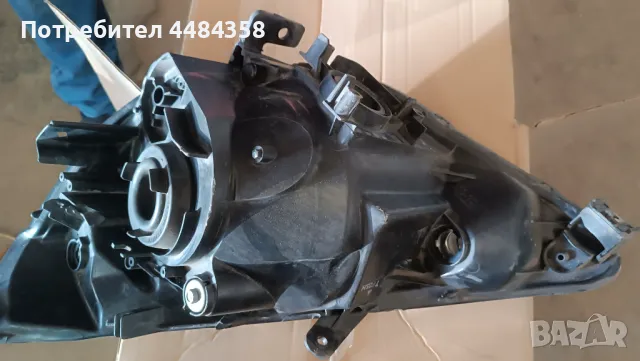 Оригинален десен фар HONDA Jazz; 1,4 83к.с, снимка 2 - Части - 50434410