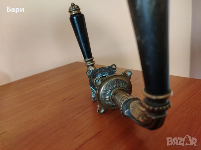 Антични бронзови дръжки за врата с рог , снимка 7 - Антикварни и старинни предмети - 52193395