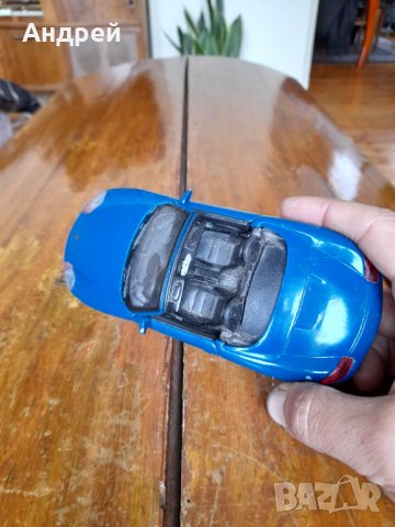 Количка Maisto, снимка 5 - Колекции - 38640044