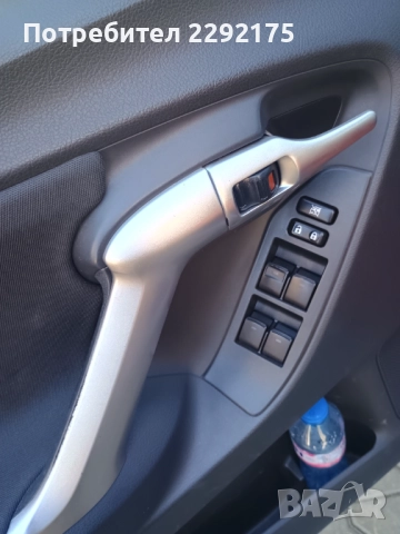 Тойота Версо 2.0 D4D, снимка 8 - Автомобили и джипове - 52323140