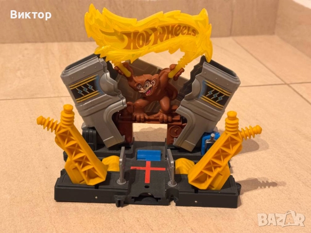 Редки, ценни vintage писти на Hot Wheels, снимка 2 - Коли, камиони, мотори, писти - 52657092