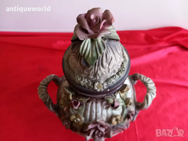 Bassano Уникат Порцеланов Съд , Урна , Ваза с Капак Басано, снимка 2 - Антикварни и старинни предмети - 47964377