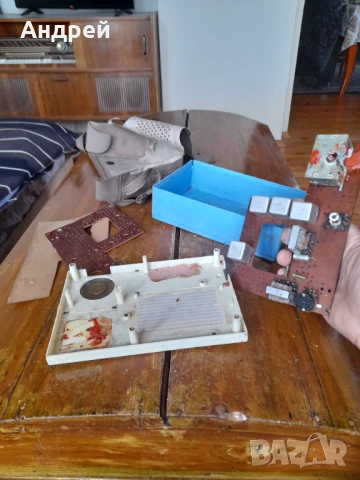 Старо радио,радиоприемник Прогрес, снимка 10 - Антикварни и старинни предмети - 50566531