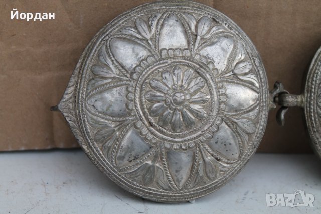 Сребърни възрожденски пафти, снимка 2 - Антикварни и старинни предмети - 38288767