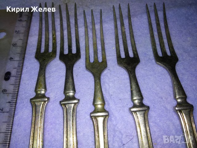 Лот 5 СТАРИННИ ALPACCA Сребърна СПЛАВ АРИСТОКРАТИЧНИ НЕМСКИ ДЕСЕРТНИ ВИЛИЧКИ с МАРКИРОВКА 42190, снимка 7 - Антикварни и старинни предмети - 43807086