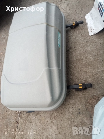 продавам autobox кутия багажник за кола заедно с напречните греди/универсални/, снимка 3 - Аксесоари и консумативи - 51467399