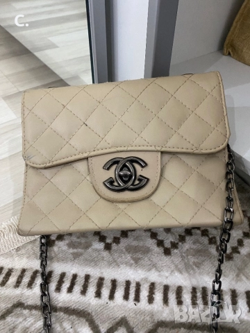 Дамски чанти, снимка 4 - Чанти - 52893257