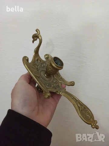 Масивен бронзов свещник във форма на паун произведен във Франция между 1900-1940 г, снимка 4 - Антикварни и старинни предмети - 50554432