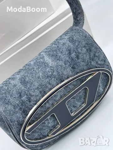 Diesel дамски чанти Различни цветове , снимка 5 - Чанти - 48834695