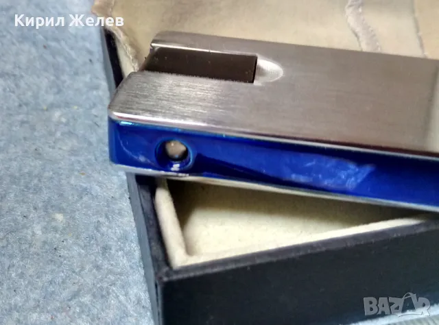 PIERRE CARDIN PARIS ЛУКСОЗНА ЕЛЕКТРОННА ЗАПАЛКА PARLIAMENT с КУТИЯ Бонус ГАЗОВА ЗАПАЛКА CORSET 41034, снимка 12 - Запалки - 47610045