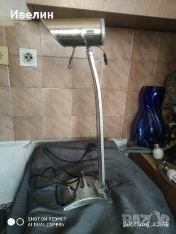 настолна лампа в стил арт деко