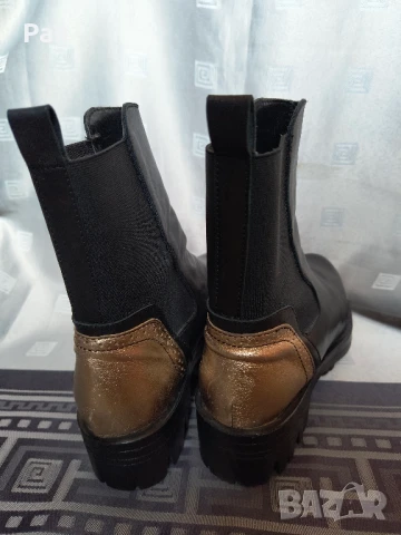 Дамски кожени боти, снимка 11 - Дамски боти - 50673329