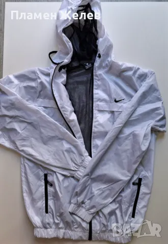 Яке на NIKE , снимка 3 - Спортни дрехи, екипи - 45037193