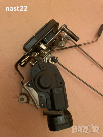 Брава задна врата Сузуки Гранд Витара 1998-2005 , снимка 2 - Части - 52642814