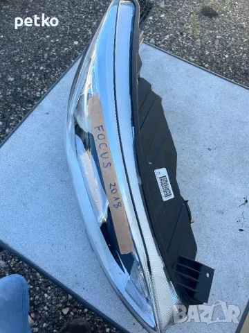 Десен фар за фокус2018, снимка 2 - Части - 49558717