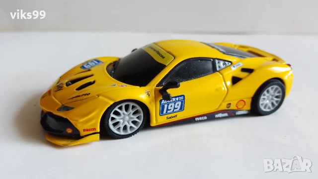 Bburago Shell Racing Ferrari Bluetooth - Мащаб 1:41, снимка 7 - Колекции - 50504534
