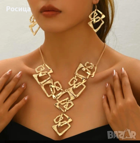 Дамски комплект колие с обеци златисти