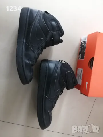 Детски спортни обувки NIKE n 34, снимка 2 - Детски маратонки - 49614985