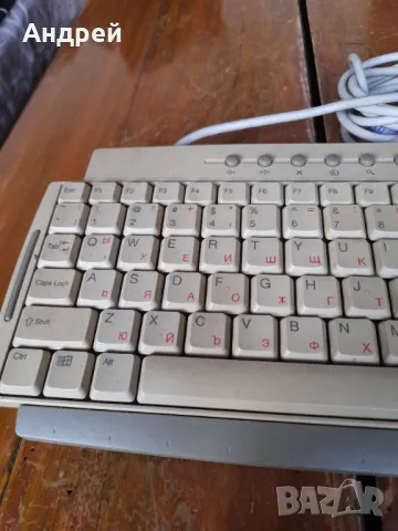 Стара клавиатура, снимка 3 - Клавиатури и мишки - 48981585