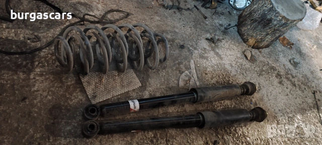 Заден амортисьор пружини Toyota Yaris 2002г