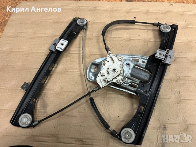 Преден ляв ел.механизъм на стъклото за Mercedes C-class W203, снимка 4 - Части - 53607826