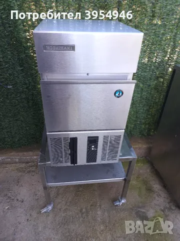 Профсионален Ледогенератор HOSHIZAKI IM30.
