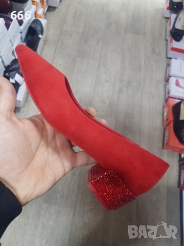 Обувки, снимка 4 - Дамски ежедневни обувки - 42979090