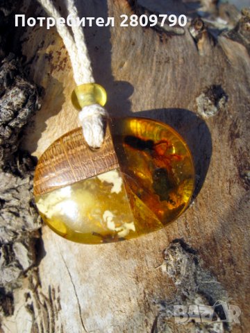 Ръчно изработена висулка от кехлибар, повдигаща настроението / Handmade amber pendant, uplifting