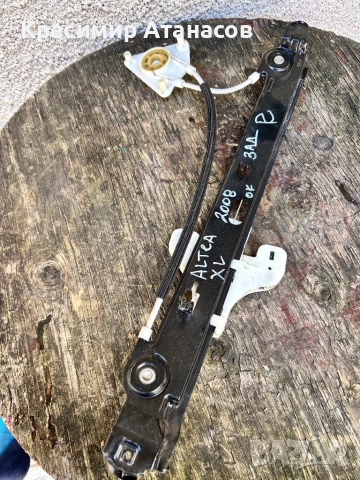 5P0839402. Стъклоповдигач заден десен за Сеат Алтеа XL. 2008г