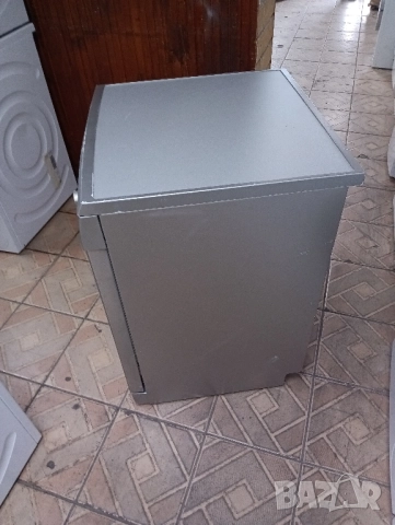 Сива свободно стояща съдомиялна 60см Бош Bosch 12 комплекта с 2 години гаранция!, снимка 4 - Съдомиялни - 51802817