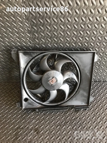 Перка Мотор на вентилатора на радиатора за KIA Magentis 2.0 16V (2002) 4569631, снимка 2 - Части - 53255943