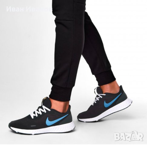  маратонки Nike REVOLUTION 5  номер 41,5-42, снимка 3 - Маратонки - 40257205