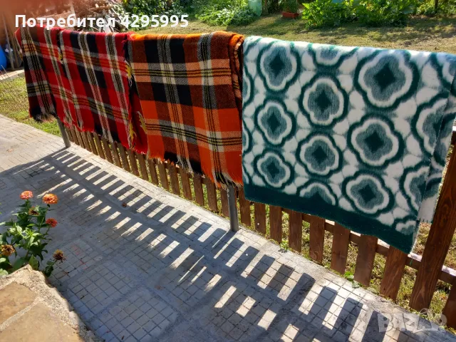 Одеяла, китеници, килими, тъкани възглавници, старинна гривна, снимка 2 - Олекотени завивки и одеяла - 49138798