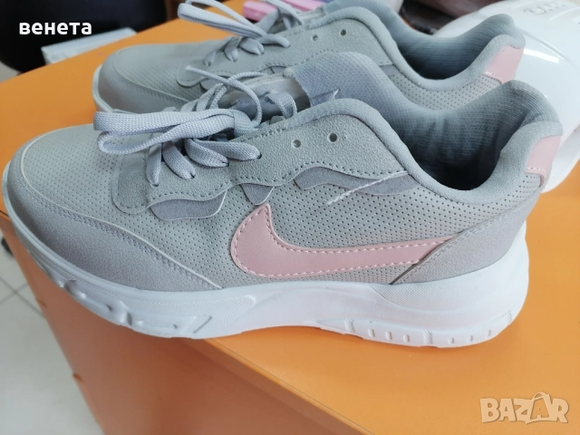 Дамски маратонки , снимка 2 - Маратонки - 51994185