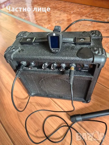 Усилвател за електрическа китара + Слушалки