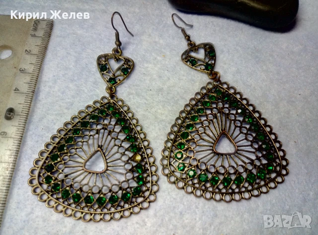 КРАСИВИ АЖУРНИ СРЕБРИСТИ ОБЕЦИ с ФАСЕТИРАНИ ЗЕЛЕНИ КРИСТАЛЧЕТА 34217, снимка 7 - Обеци - 51277607