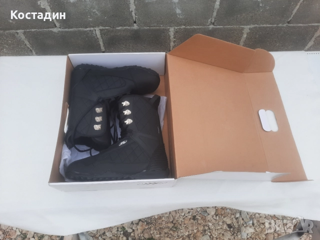 Сноуборд ботуши нови  номер 48   