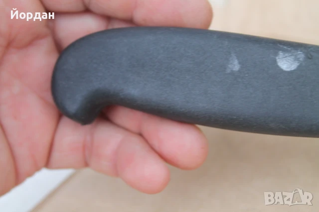 Професионален нож ''Victorinox'', снимка 10 - Ножове - 51066280