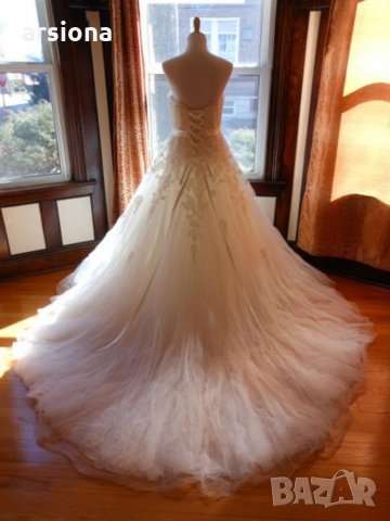 Дизайнерска булчинска рокля San Patrick (Pronovias) , снимка 9 - Сватбени рокли - 11139956